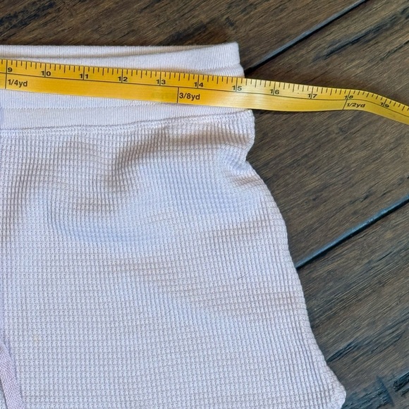 TNA Aritiza Melrose waffle Drawstring Shorts Dusty Pink size Medium - Picture 4 of 5